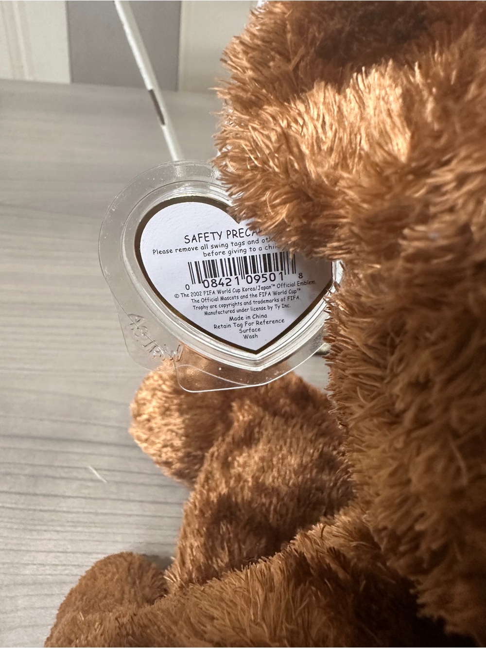 Ty FIFA 2002 World Cup Korea/Japan Brown Teddy Bear with Gold Ribbon Plush - Picture 3 of 7